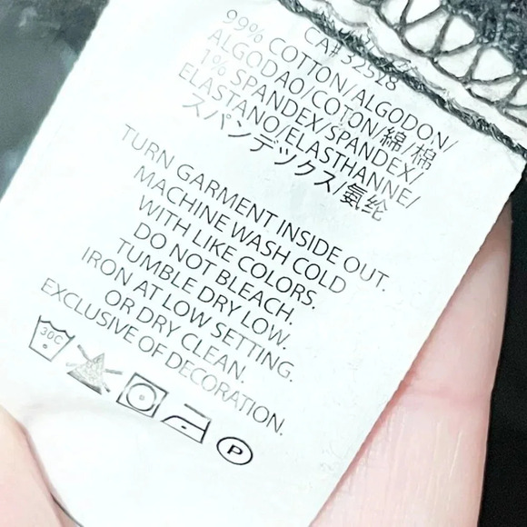 Armani Exchange Black Wide Leg Flare Medium Rise Jeans Women's Size 4 Short - Picture 10 of 10